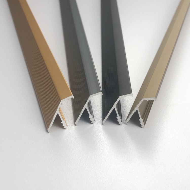 Hebei Charlotte Building Materials: Italian Style Inclined Panel Pull Handles Le